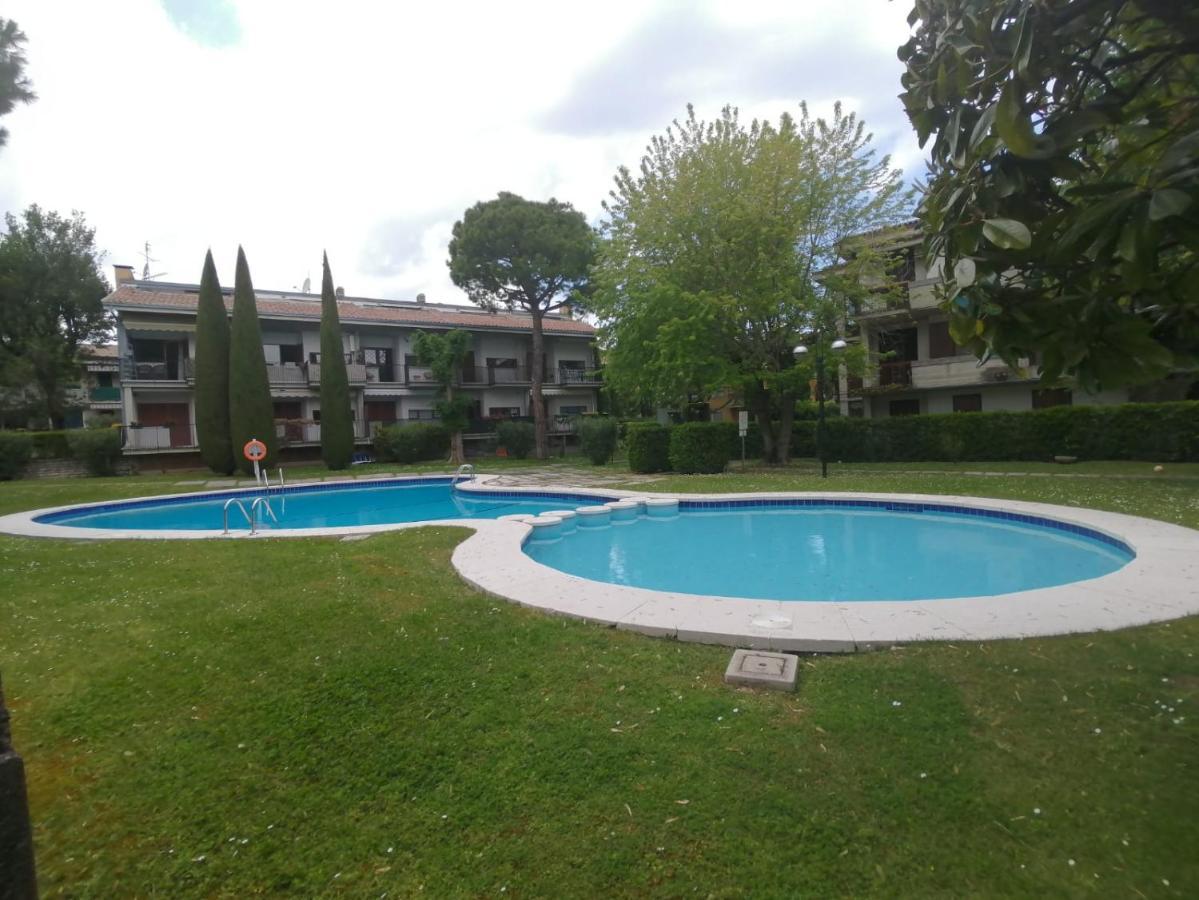 Lucky Apartment 2 Sirmione Eksteriør billede