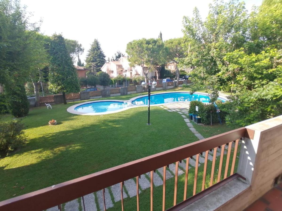 Lucky Apartment 2 Sirmione Eksteriør billede